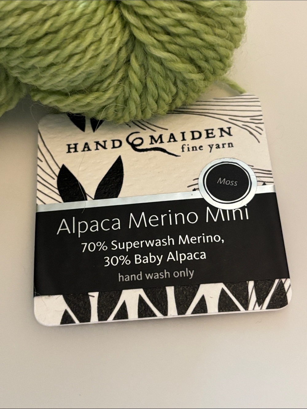Hand Maiden Fine Yarn Alpaca Merino Mini Yarn Moss Hand Dyed in Canada NEW - Picture 2 of 4